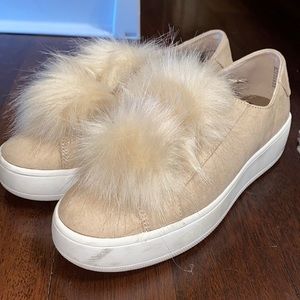 Steve Madden Bryanne Pom Pom Blush Platform sneakers